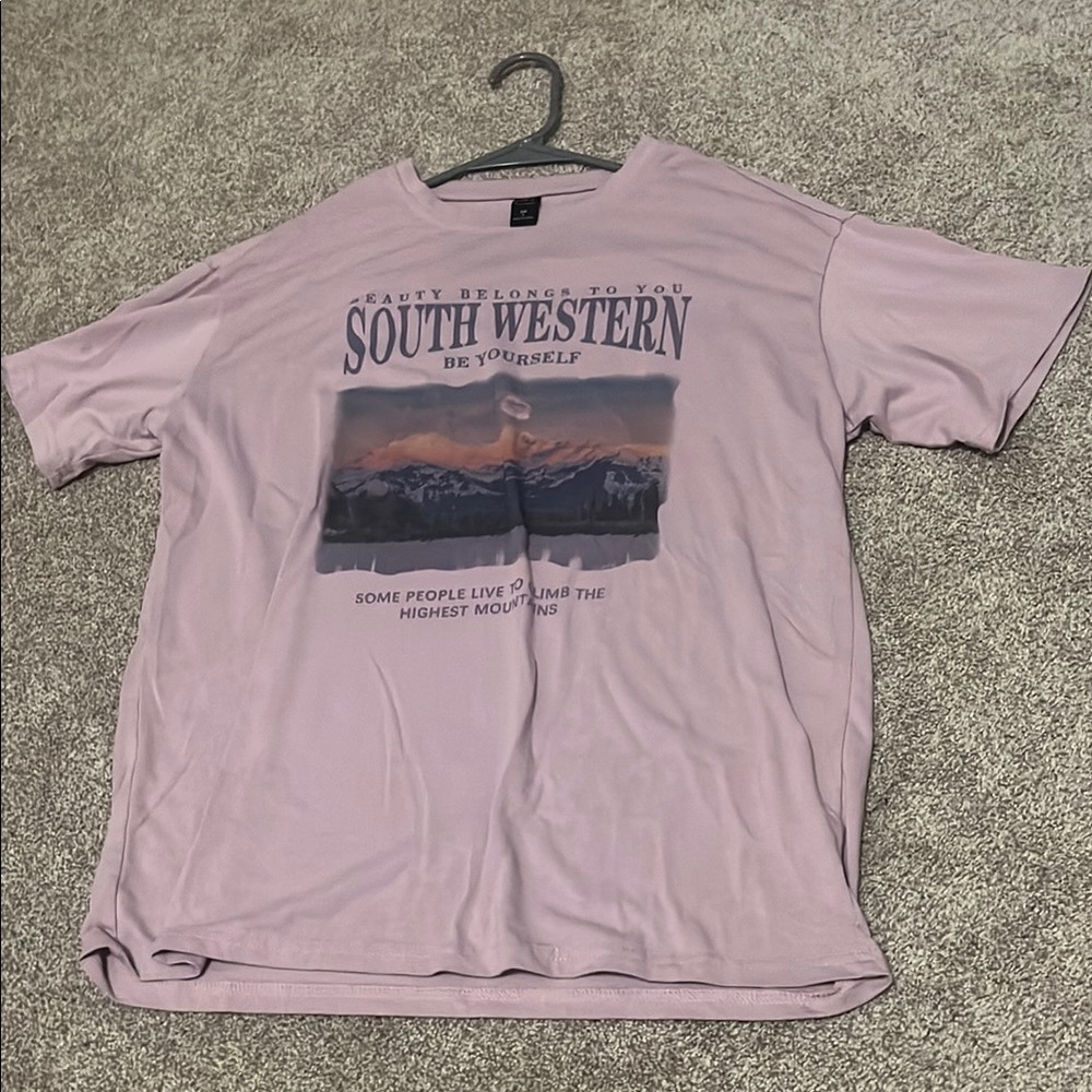 SHEIN Pink Short Sleeve Tee with Graphic Design
